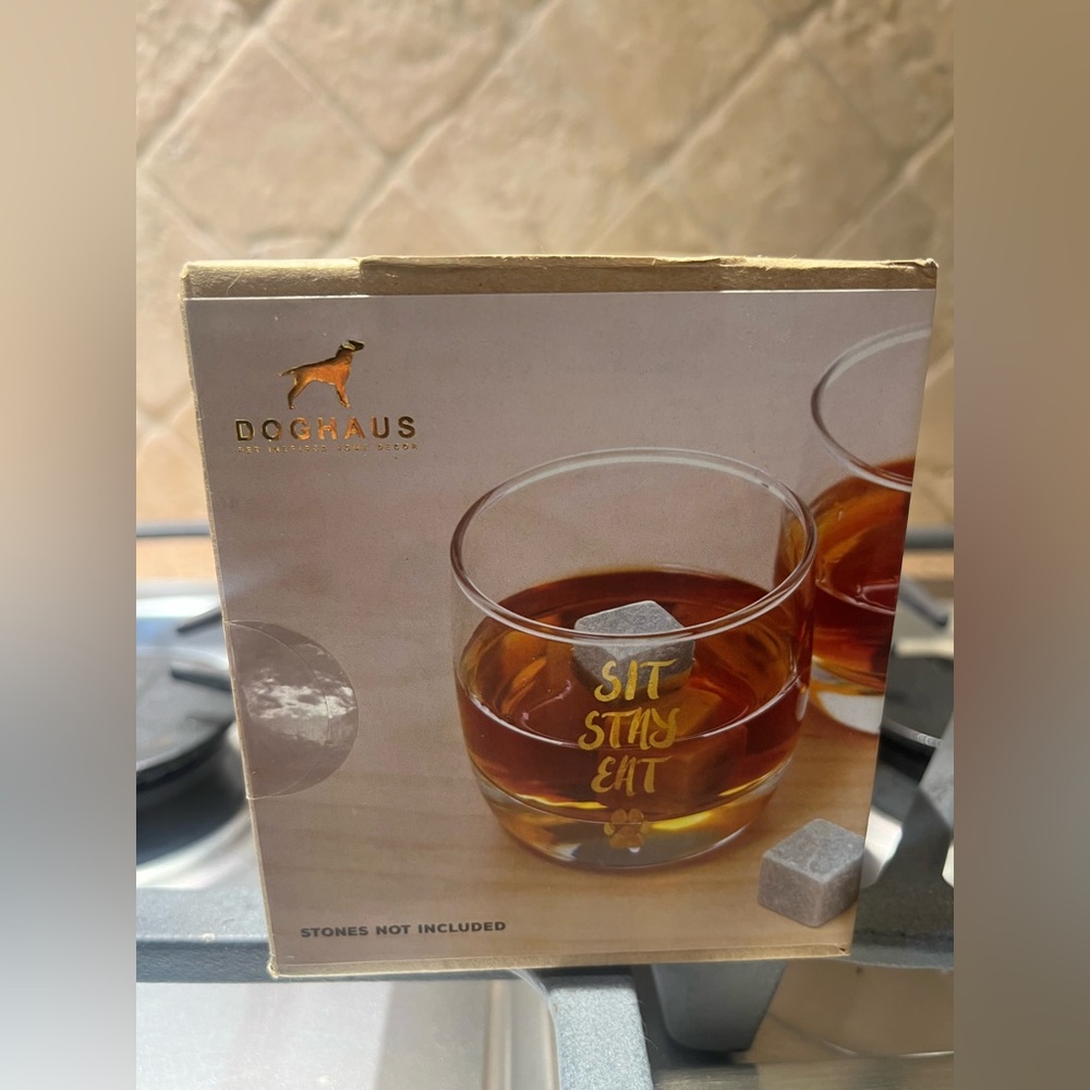 Whiskey Set - Picture 2 of 4